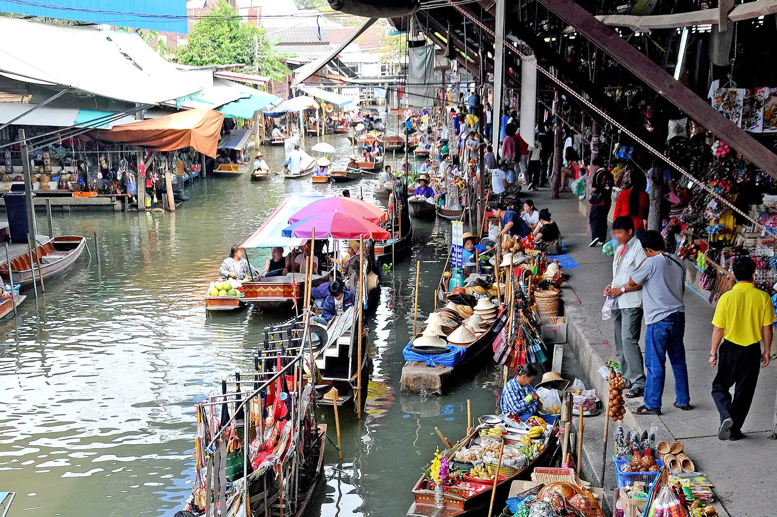 Damnoen-saduak-Floating-Market-5